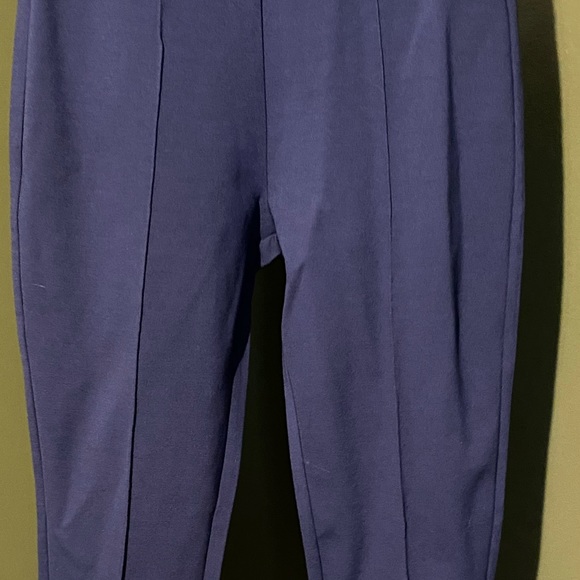 🌟 Seam Front High Waist Ponte Knit Leggings 🌟 - Picture 5 of 9